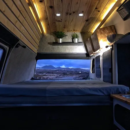 Furgoneta Camper Volkswagen White בית נופש טגיסי
